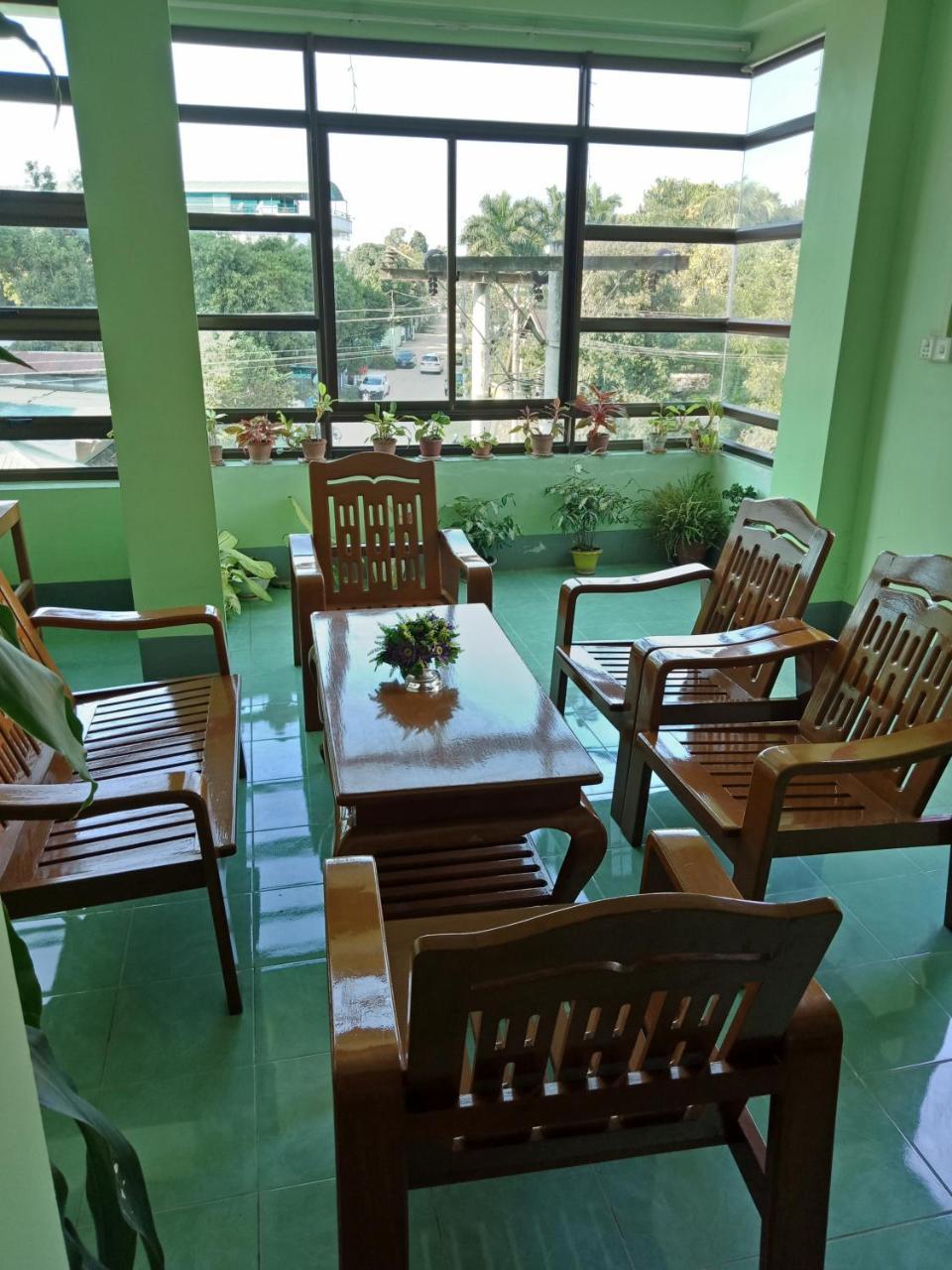 Nay Chi Lin Hotel Pathein Exterior foto